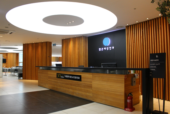 Slider image (8) Seoul Busan BGSS Eye Clinic
